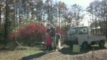極貧農家の小林さん宅の娘さん１９才 今年不作で苦しいためエロ動画撮影